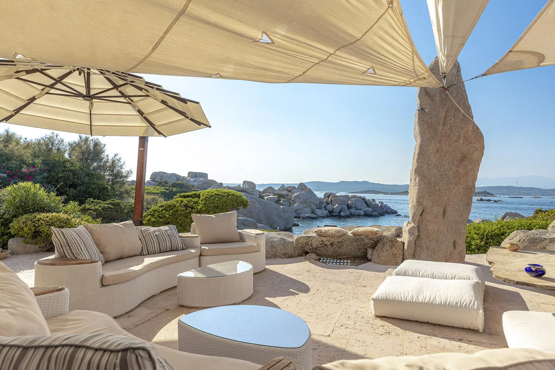 Ventes Villas Pieds dans l'eau