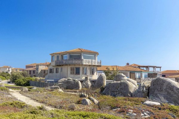 Isola di cavallo - Duplex attico - Terrazze 47 mq - vista mare a 360°
